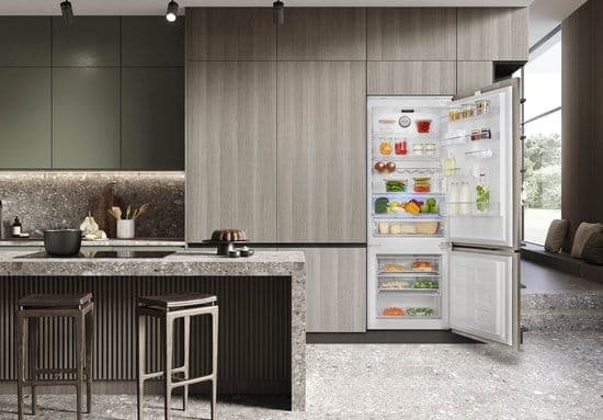 Smeg Koel-vriescombinatie C875TNE – 370 liter – Energielabel E