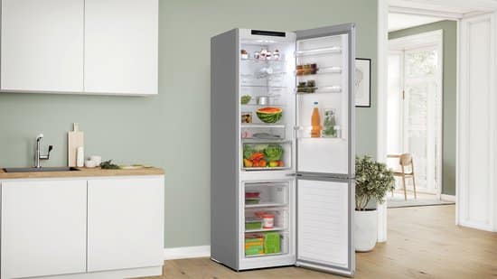 Bosch Serie 4 KGN392LAG koel-vriescombinatie Vrijstaand 363 l Metallic