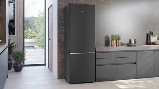 Siemens iQ500 KG49N4XAF koel-vriescombinatie Vrijstaand 440 l Zwart