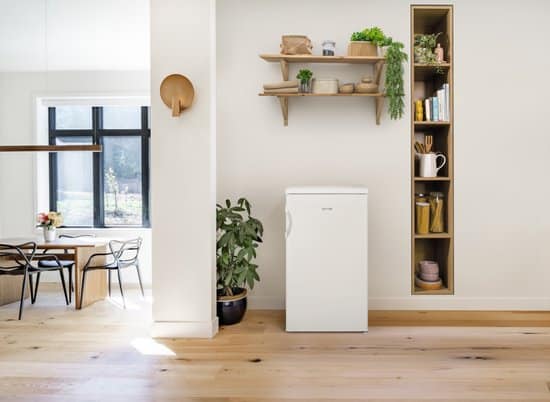Gorenje RB49CPW, 120 l, Vrijstaand, C, 37 dB, N-T, 2 kg/24u