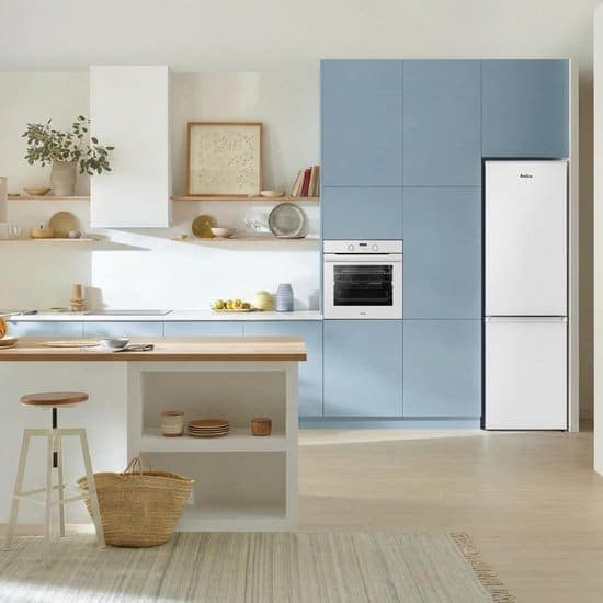 Amica Koel-vriescombinatie AKG 3850 W – 170 liter – Energielabel E