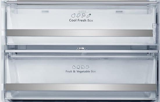 Hisense RB645N4BID – Vrijstaande koel-Vriescombinatie – 70cm breed – 495 Liter – No Frost – Fast Freeze – Metal-Tech Cooling – RVS – Energieklasse D