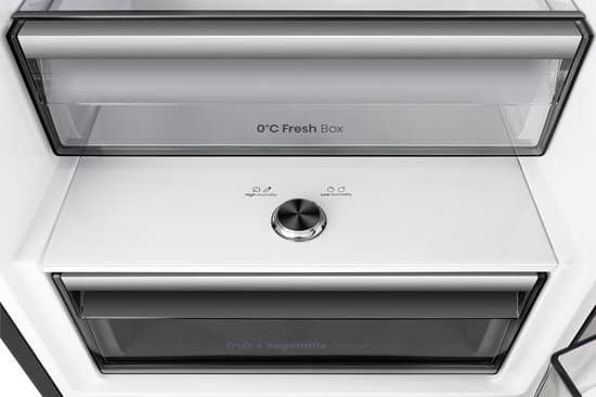 Hisense RB3K330SAFC – Vrijstaande koel-vriescombinatie – 185 cm hoog – 330 liter – Energielabel C – Geluidsniveau 35 dB – LED Display – SuperCool – FastFreeze – Deuralarm – Kinderslot – Interverter Compressor – ConnectLife