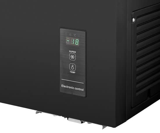 Tomado TCF0991B – Vrieskist – 99 liter – Supervriezen – Digitaal thermostaat – Low Frost – Energielabel E – Zwart