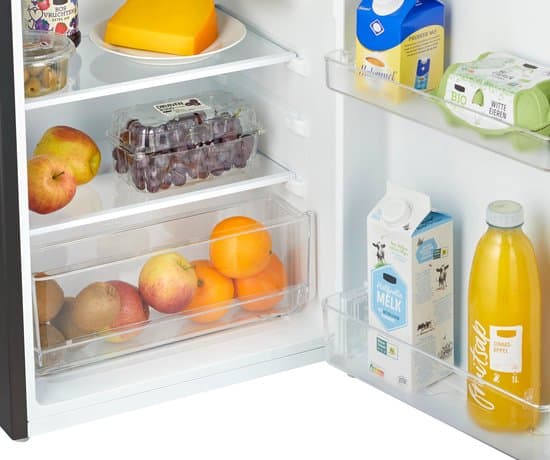 Tomado TRT4702B – Tafelmodel koelkast – 80 liter – Met vriesvak – Energielabel D – Zwart