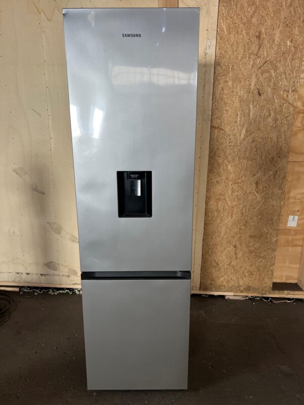 Samsung RB38T634DSA koel-vriescombinatie Vrijstaand 376 l D Zilver - Afbeelding 8