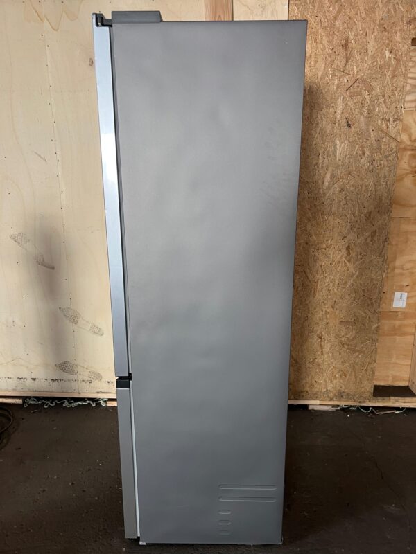 Samsung RB38T634DSA koel-vriescombinatie Vrijstaand 376 l D Zilver - Afbeelding 10