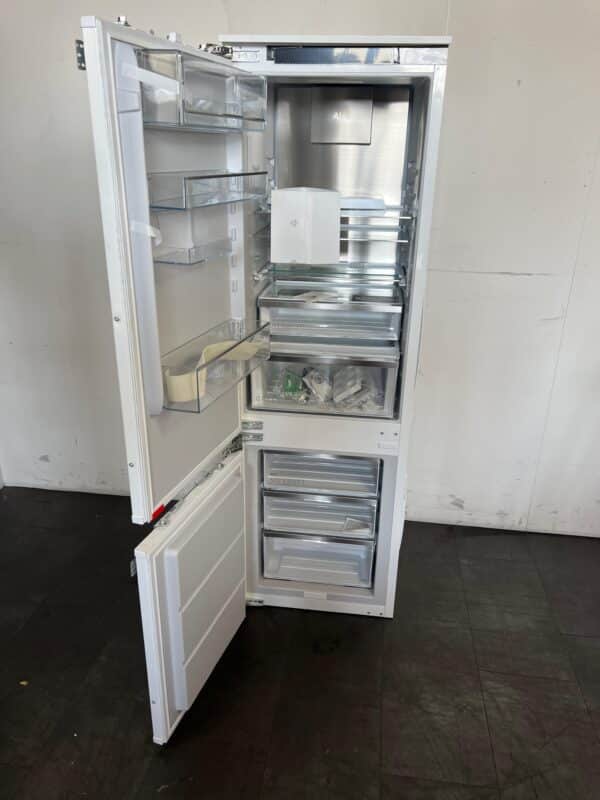 AEG Series 8000 TSC8M18WCF Ingebouwd 245 l C Wit - Afbeelding 3