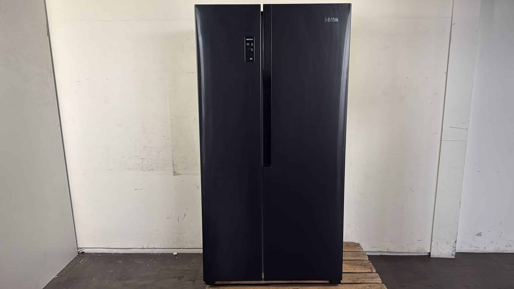 ETNA AKV578ZWA - Amerikaanse koelkast - No Frost - LED Display - Zwart - Afbeelding 2